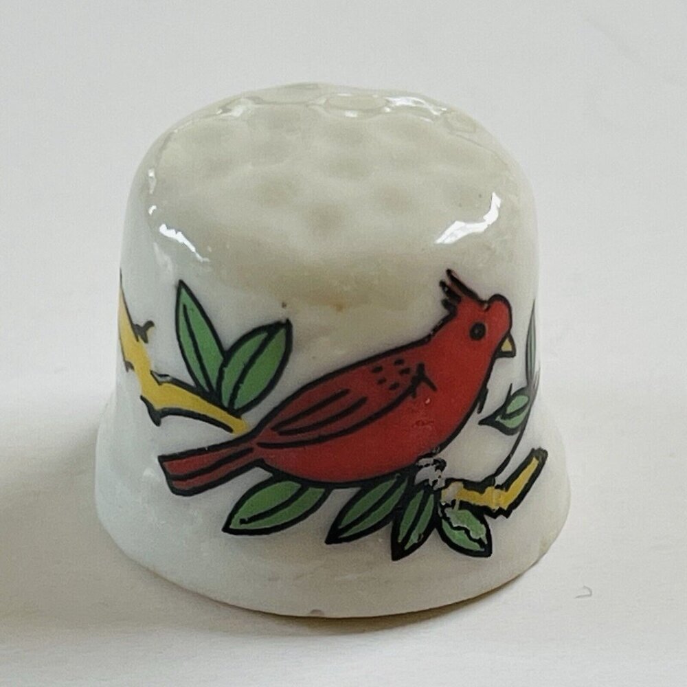 Porcelain‎ Thimble  Red Cardinal Collectible Short Bird